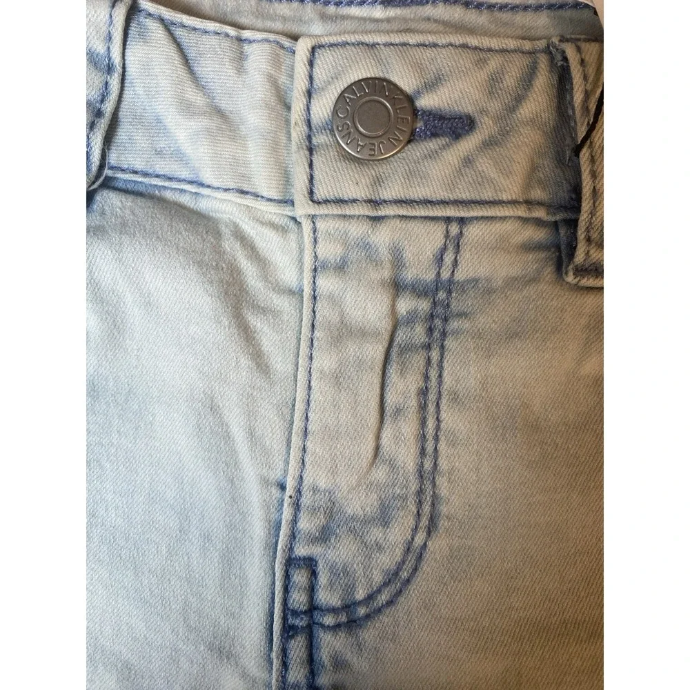 Calvin Klein Jeans Shorts Kids 8 Light Blue NWT Mid Rise Boyfriend Frayed Hem